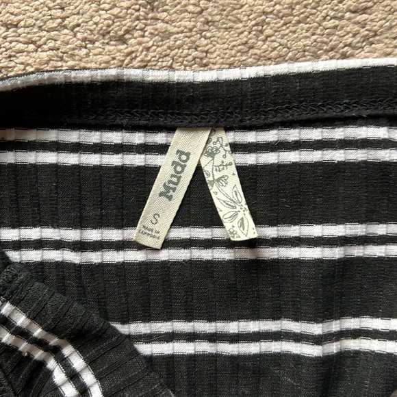 Striped Halter Top - Picture 3 of 3